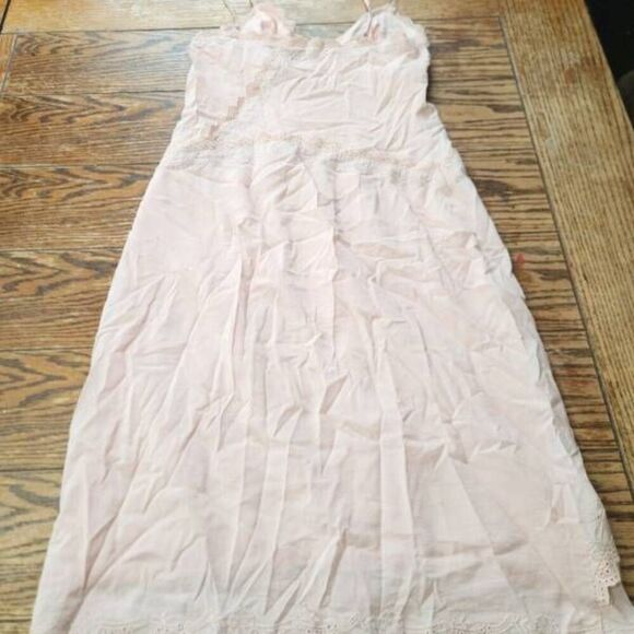 Reformation Marquette Dress In Rose Quartz Size 4 - Picture 4 of 4